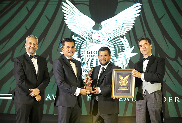 global-leadership-award